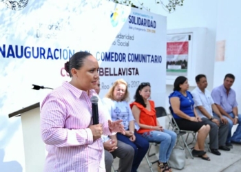 Entrega Cristina Torres primer Comedor Comunitario en beneficio de 400 personas
