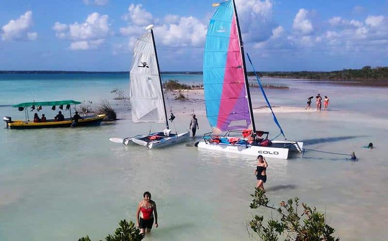 Velerismo gana terreno en la Laguna de Bacalar