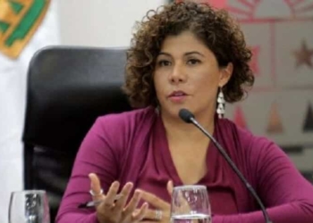 Congreso deber ser objetivo al elegir titular de la ASEQROO: Leslie Hendricks