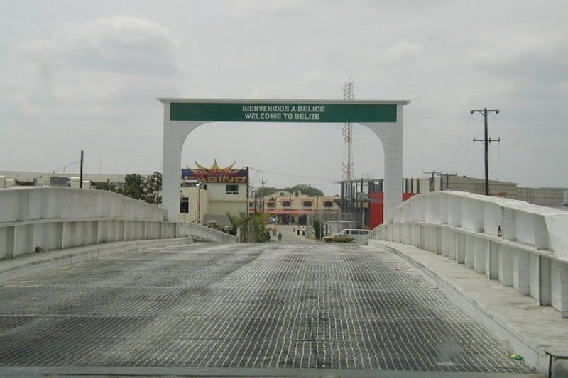Taxista de Chetumal es asaltado y secuestrado por un par de beliceños