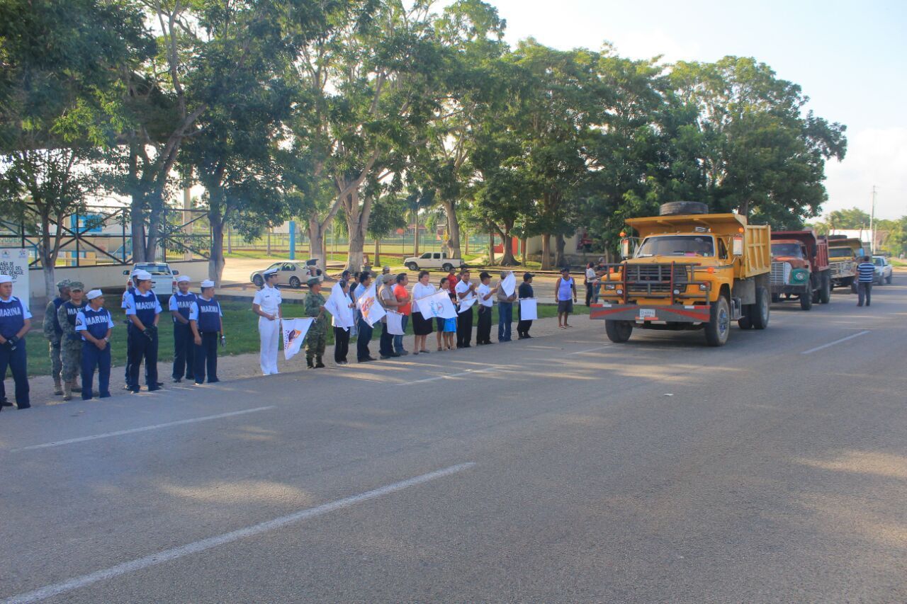 Intensa campaña de descacharrización en Bacalar
