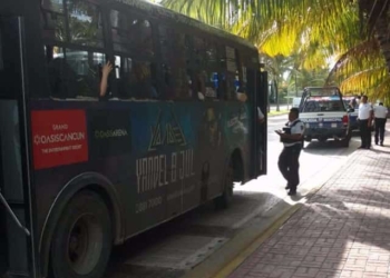 Policía cancunense busca mermar delincuencia con operativos al transporte público