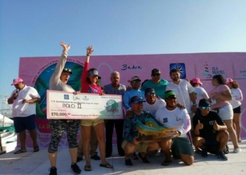 Bolo II gana 4to Torneo de Pesca Internacional Femenil «Dorada del Caribe» de Isla Mujeres