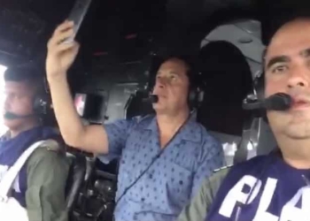 La Semar y Gobernador del Estado de Q. ROO, realizan vuelo de reconocimiento tras el paso de la tormenta tropical “franklin”