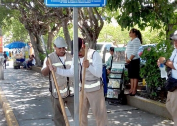 Arranca plan de fluidez vehicular en Av. Tulum de Cancún