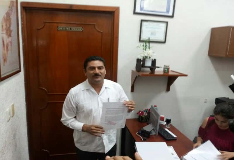 Presenta Pedro Escobedo requisitos como aspirante a la titularidad de la ASEQROO