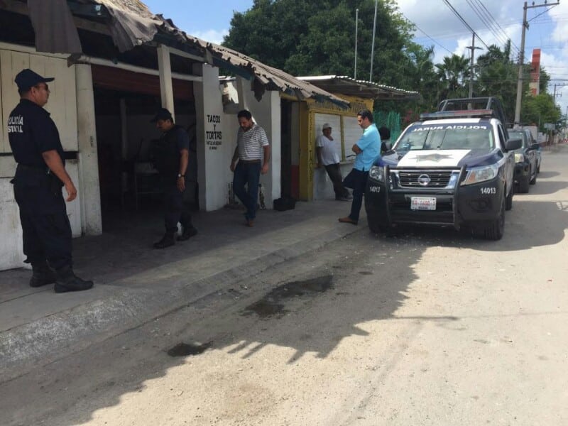 Desalojan a Chepe de su taquería