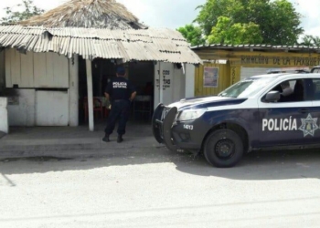 Por gandallas, desalojan a familia de «Chepe» de «su» taquería