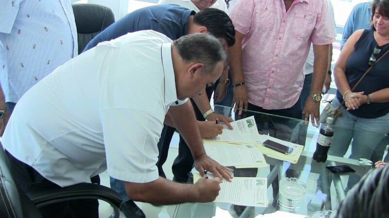 Erasmo Abelar Cámara renuncia al sindicato; buscará ser líder de los taxistas de Cancún