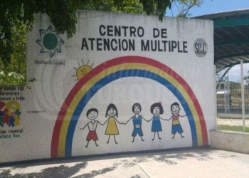 Autoridades educativas de Quintana Roo, de mal en peor
