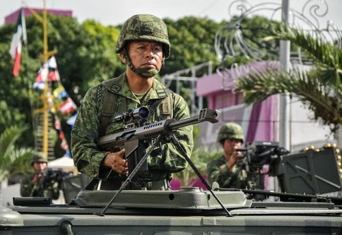 ((Fotos Militares)) Desfile Cívico Militar Conmemorativo del 207 Aniversario del Inicio de la Independencia de México