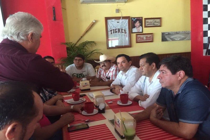 Ejidatarios conforman frente contra conversión de Bacalar en Área Natural Protegida