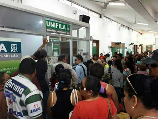 ISSSTE e IMSS, saturados por brote de Conjuntivitis en el sur de Quintana Roo