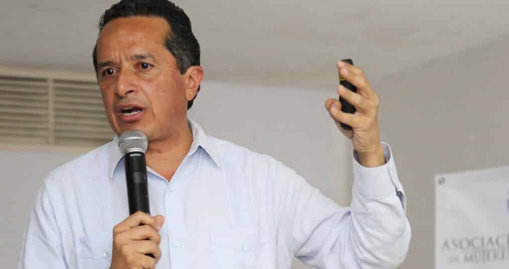 El segundo sobre de Carlos Joaquín
