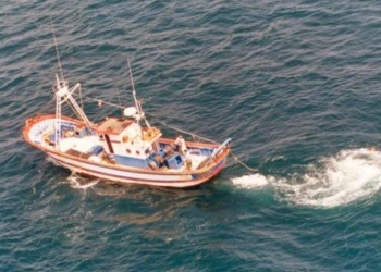 Embarcaciones extranjeras «piratean» en aguas mexicanas