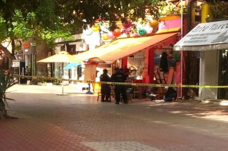 No cesa la delincuencia, intentan ejecutar a fémina en Playa del Carmen