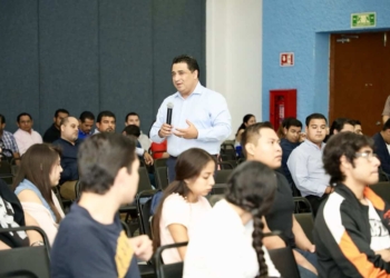 Participación ciudadana, eje fundamental para combatir la corrupción: Eduardo Martínez Arcila