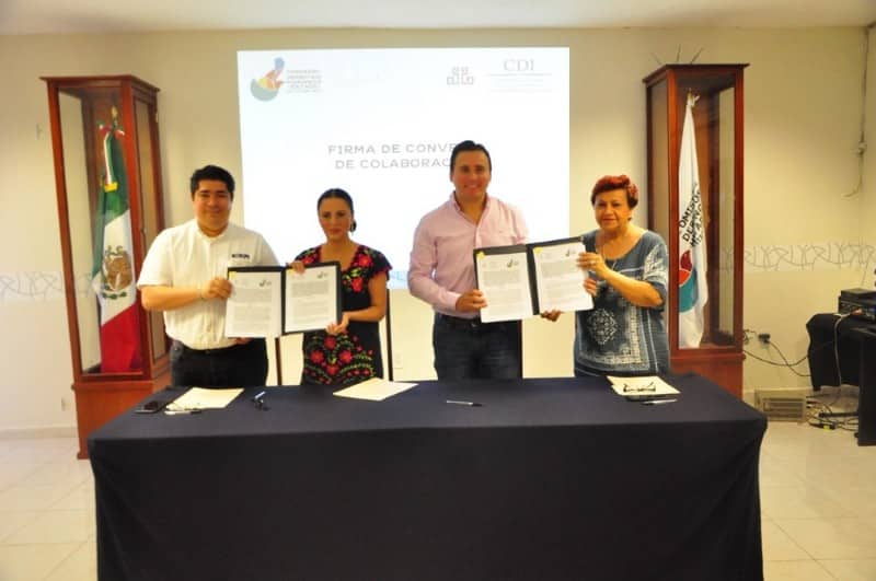 Celebra CDHEQROO firmas de convenios de colaboración con la CDI