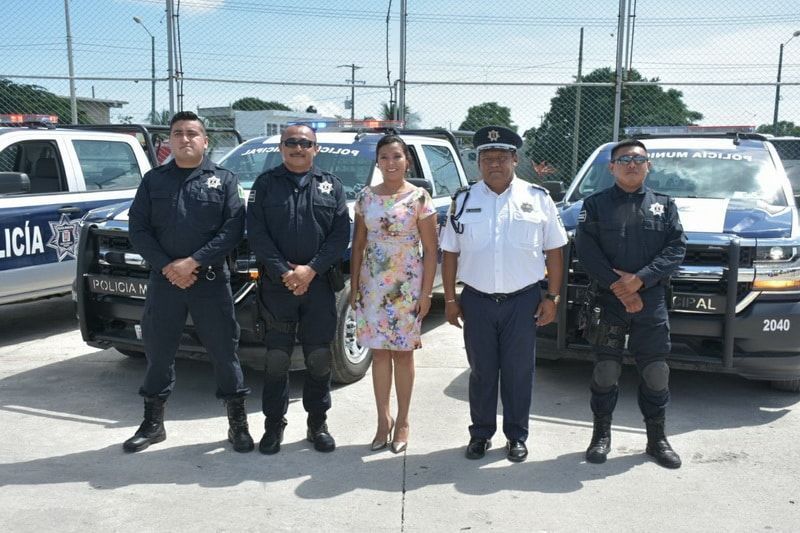 Alcaldesa recibe patrullas para reforzar la Seguridad Pública en FCP
