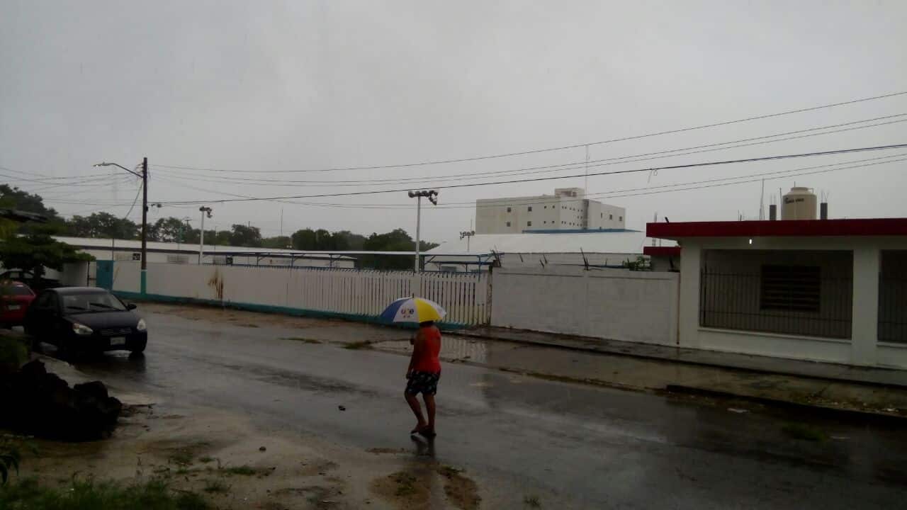 Sur de Quintana Roo bajo agua por Frente Frío Número 6