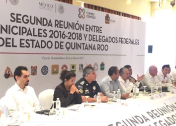 Participa Alcalde de JMM en 2da Reunión de Presidentes Municipales y Delegados Federales de Q. Roo