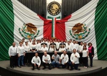 Se expresa la juventud quintanarroense en el Congreso del Estado