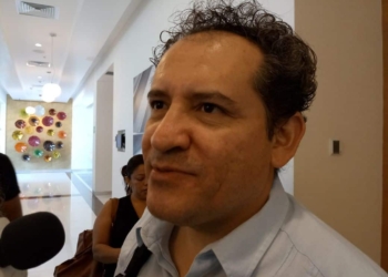 Carga laboral incide en la salud de funcionarios de Quintana Roo