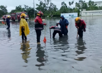 Lluvias azotan Playa del Carmen, pero sin mayor novedad