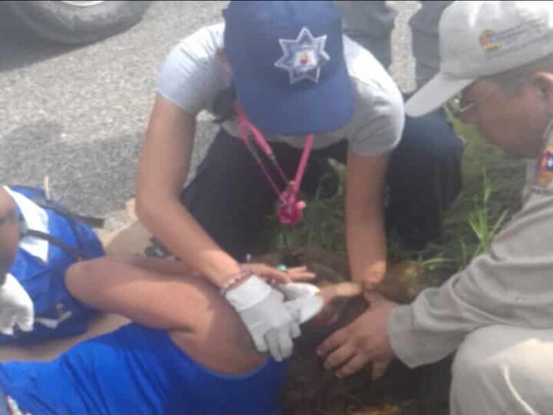Peritos, causan vergüenza en su intento de rescatistas