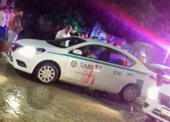 Balean a sujeto cuando visitaba La Embajada de Playa del Carmen