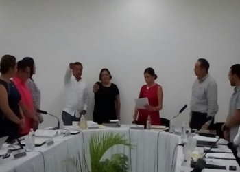 Rinden protesta nuevos funcionarios del IEQROO