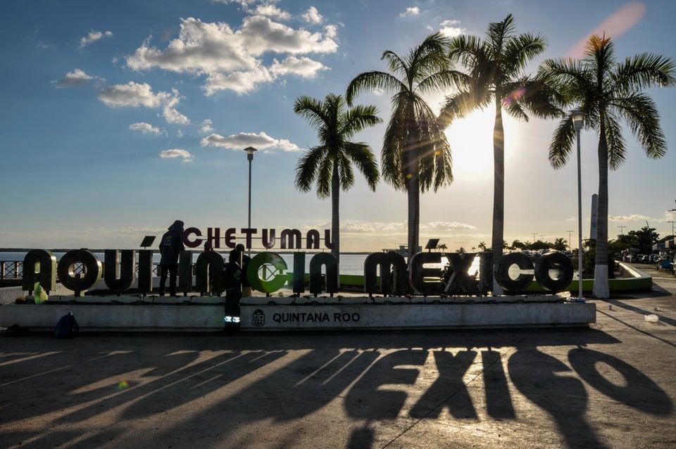 ((FOTOS)) Mantenimiento letras aquí inicia México