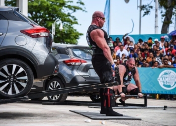 ((FOTOS)) Strongman Champions League Levantamiento de peso muerto