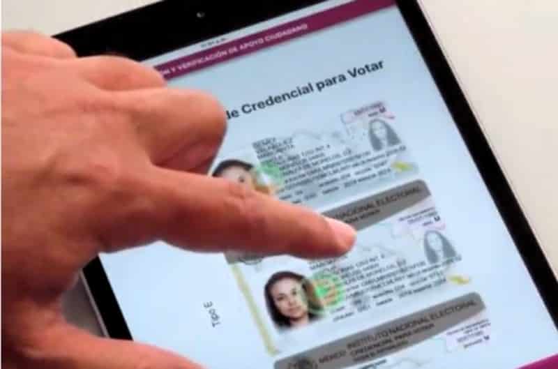 Complicado, uso de aplicación en celulares para recabar firmas de respaldo creada por el INE