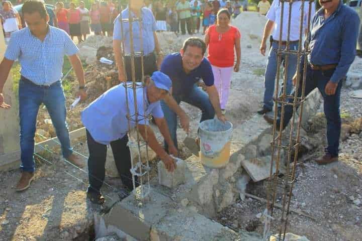 Pone Alexander Zetina primera piedra de refugio anticiclónico de Sinaí