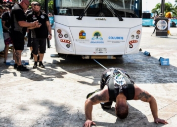 ((FOTOS)) Segundo día de competencia Strongman Champions League Prueba del camión 