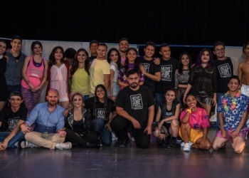 ((FOTOS)) Presentan obra de teatro Huye, Sube y Vuela