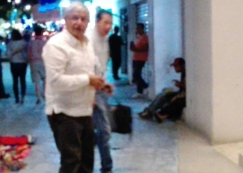 Discreta y sorpresiva visita de López Obrador en Chetumal