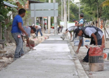 Reporta Laura Fernández importante avance en obras de Puerto Morelos