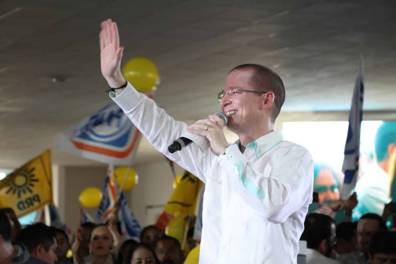 Meade y López Obrador, rodeados de ex funcionarios corruptos: Ricardo Anaya