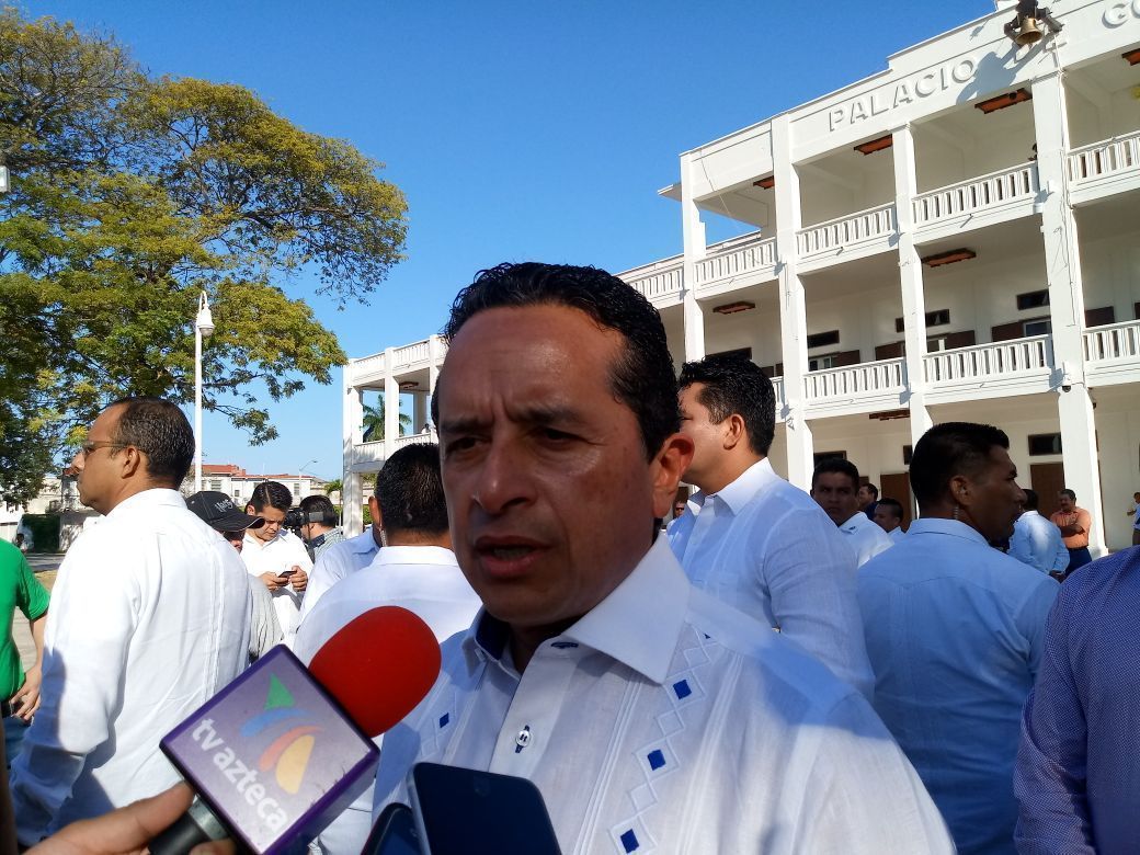 Más renuncias en el gabinete de Carlos Joaquín; se van Jorge Portilla y Julián Ricalde