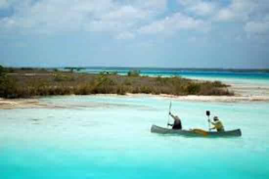 Obras de saneamiento, urgentes para frenar contaminación de la Laguna de Bacalar
