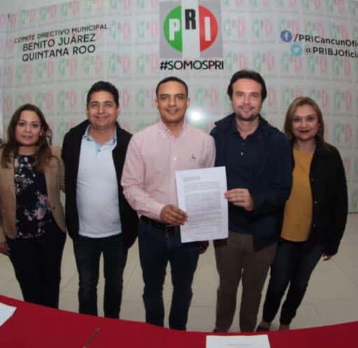 Solicita Pedro Joaquín Delbois participar en proceso interno del PRI