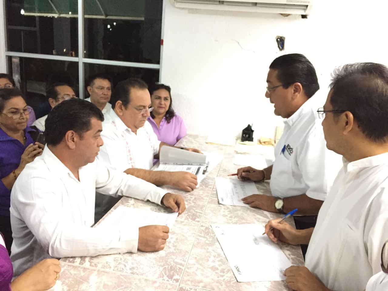 Registra IEQROO a 14 aspirantes a candidaturas independientes para ayuntamientos de Q. Roo