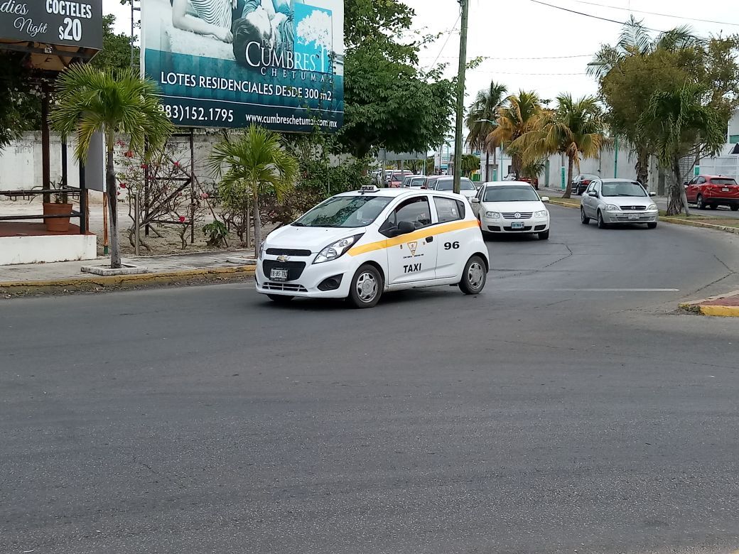 Diputado quintanarroense, pide valorar aumento a tarifas de transporte en la zona sur