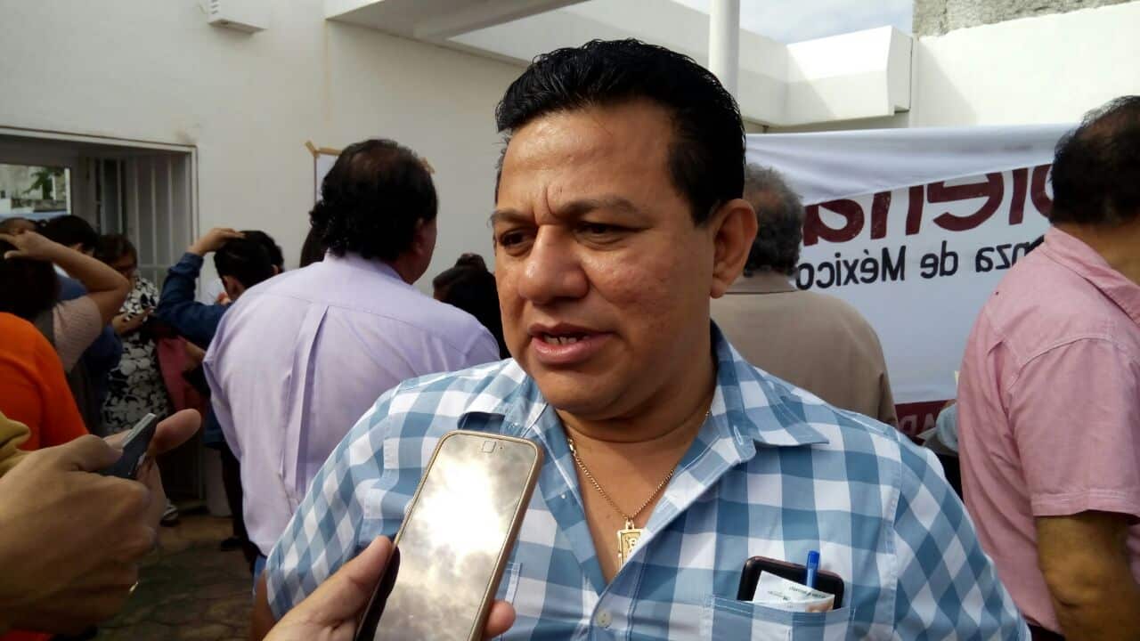 Efraín Taleno va por la precandidatura de Morena a la presidencia municipal de OPB