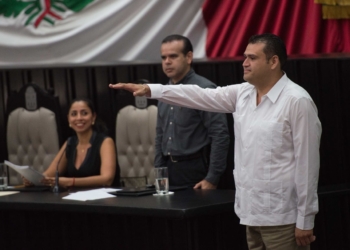 Denuncian al ex diputado Edgar Gasca, por avalar saqueo al erario quintanarroense
