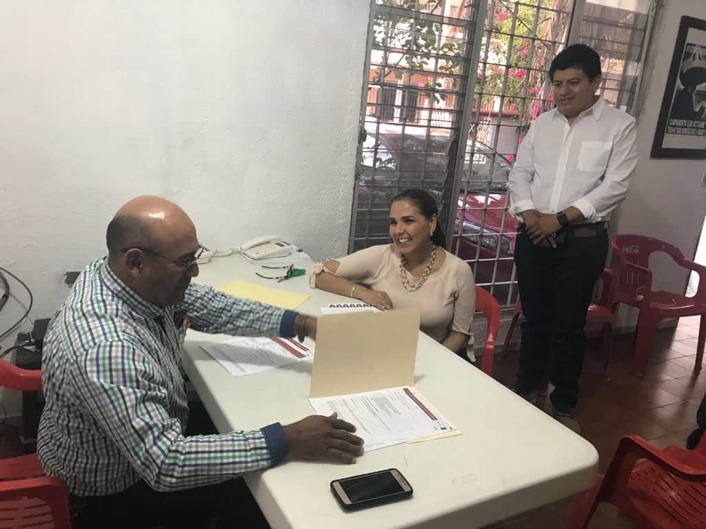 Altera Morena convocatoria para registro de Mara Lezama en Cancún