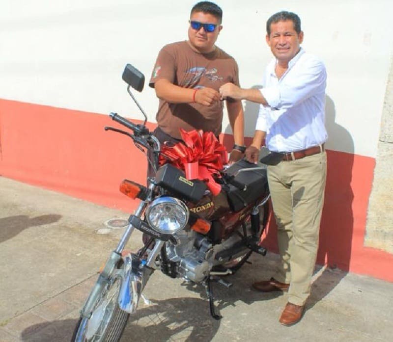 Ayuntamiento de Bacalar responde a sus contribuyentes