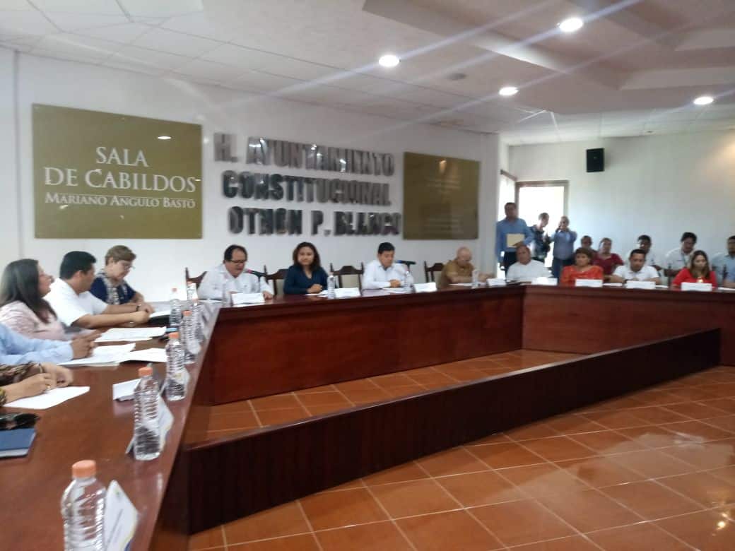 Renuncia Luis Torres al cargo de presidente municipal de OPB